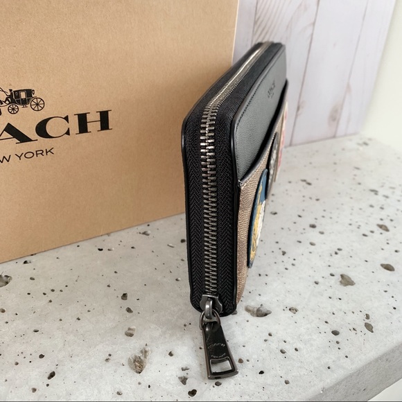 STAR WARS X COACH ACCORDION WALLET WITH PATCHES - Picture 4 of 7